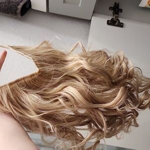 Halo hair extensions 14' Never worn